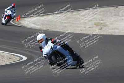 media/Sep-21-2025-TrackDaz (Sun) [[277c75b276]]/C Group/1140pm (Turn 3)/